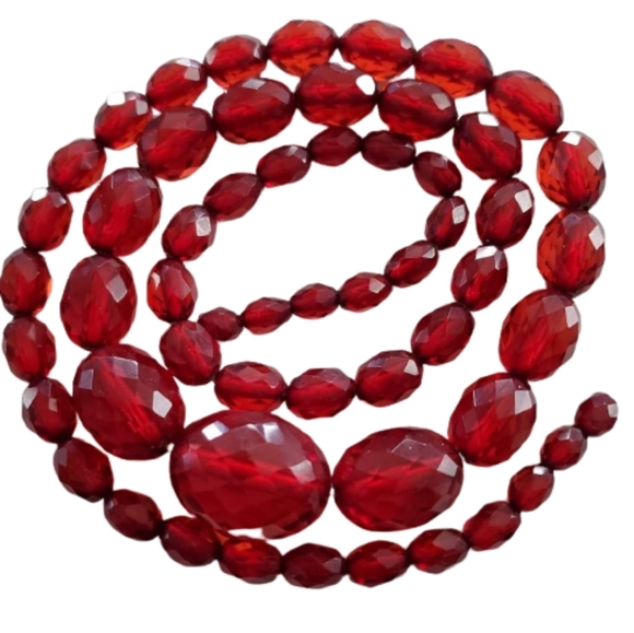 Vintage Cherry amber faceted necklace
